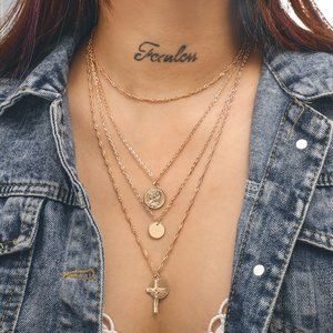 🎨Fashion Retro Suit Stacking Necklace